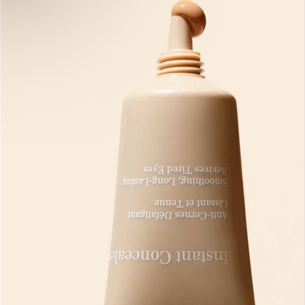 Clarins Instant Concealer in Soft Beige #4